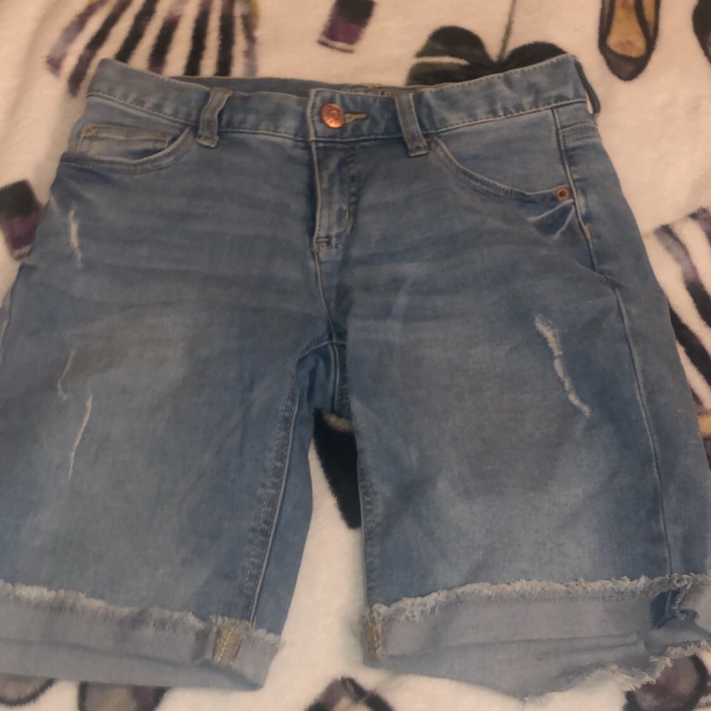 jean shorts.